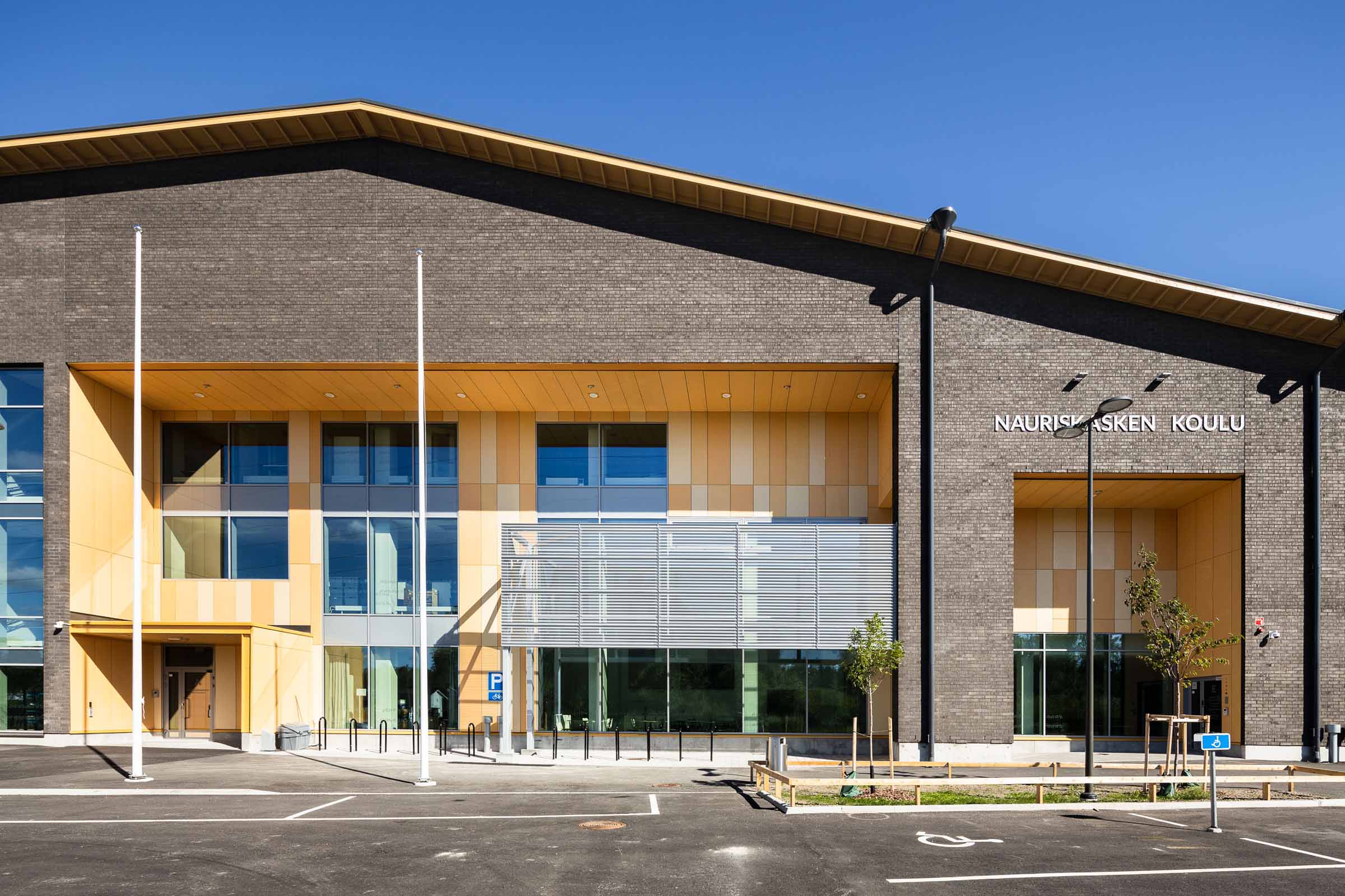 Nauriskaski School Lukkaroinen